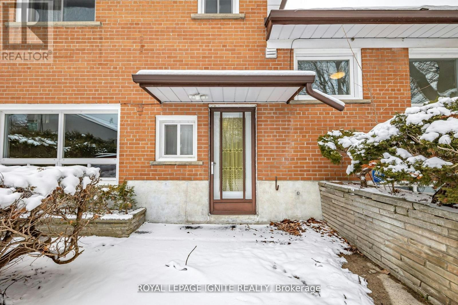 MAIN-83 Deep Dene Drive, Toronto, ON, M1C 1L9 - 12