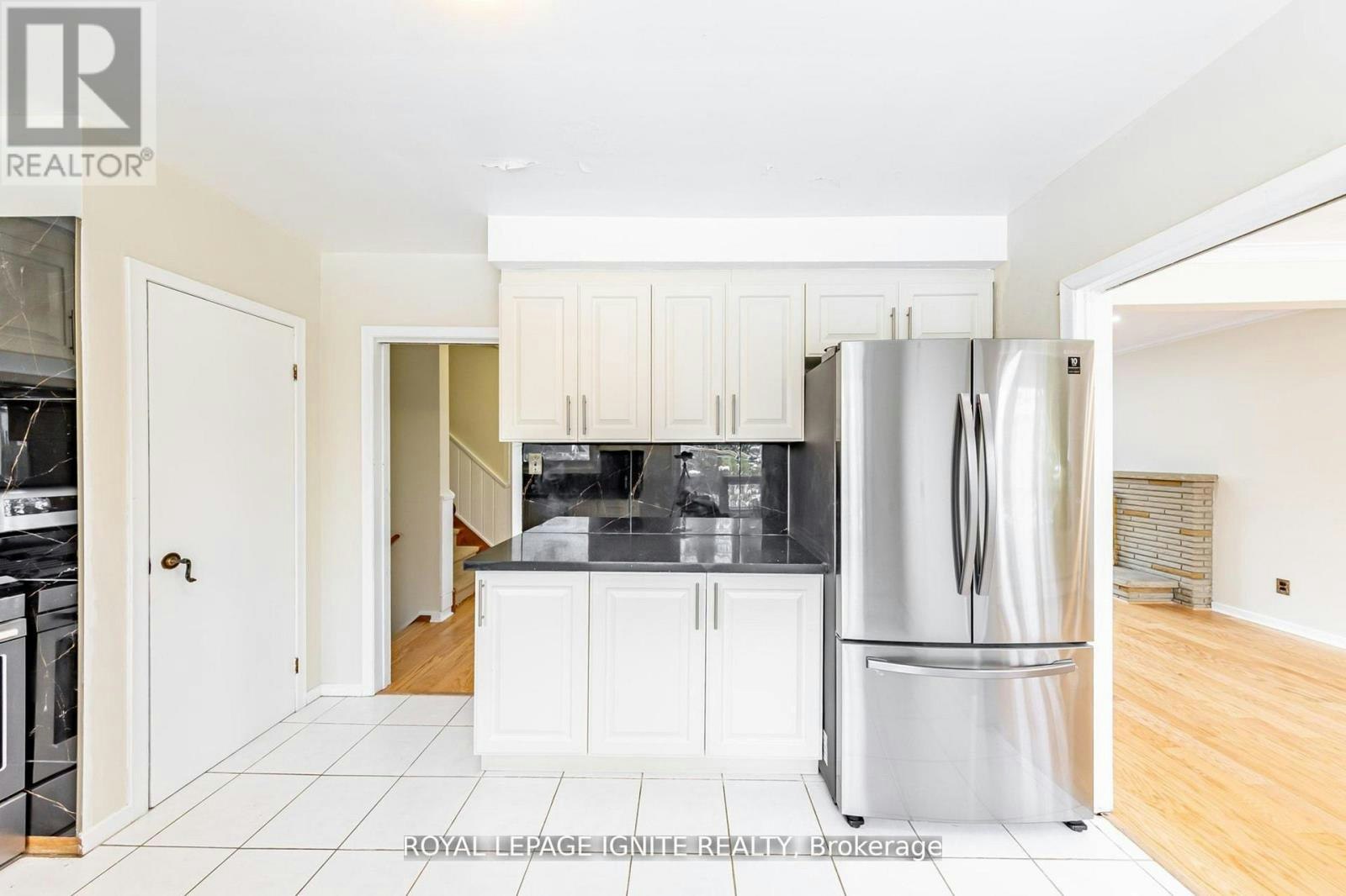 MAIN-83 Deep Dene Drive, Toronto, ON, M1C 1L9 - 23