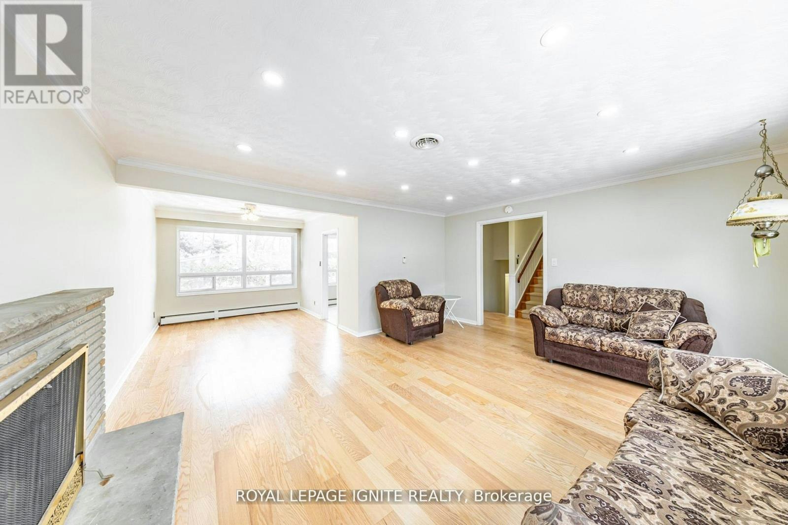 MAIN-83 Deep Dene Drive, Toronto, ON, M1C 1L9 - 18