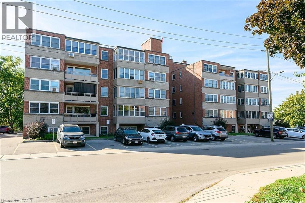 107-9 Grant Boulevard, Hamilton, ON, L9H 4L5