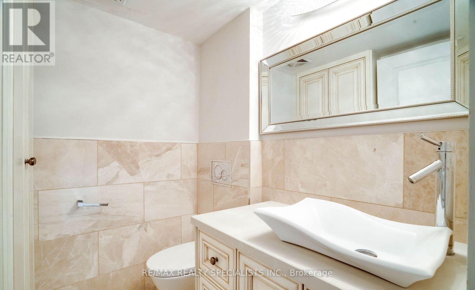 TH5-100 Arbors Lane, Vaughan, ON, L4L 7G4 - 32