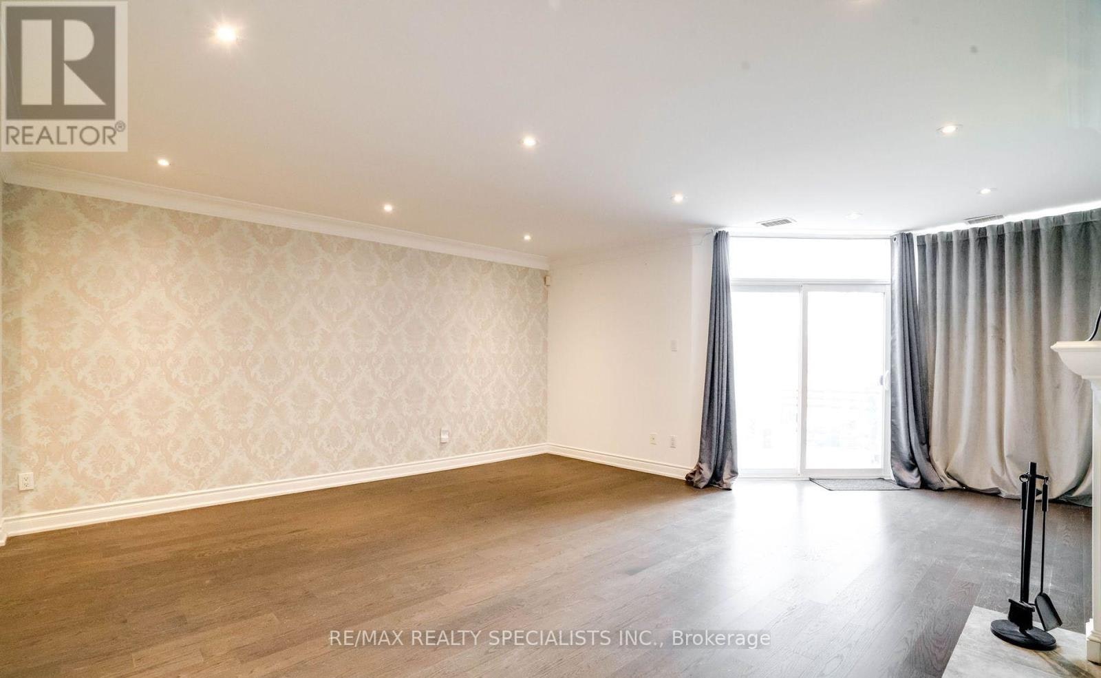 TH5-100 Arbors Lane, Vaughan, ON, L4L 7G4 - 11