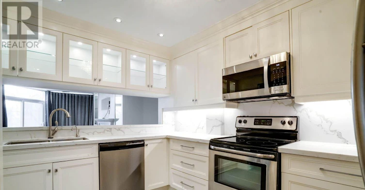 TH5-100 Arbors Lane, Vaughan, ON, L4L 7G4 - 2