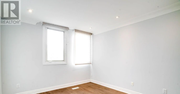 TH5-100 Arbors Lane, Vaughan, ON, L4L 7G4 - 33