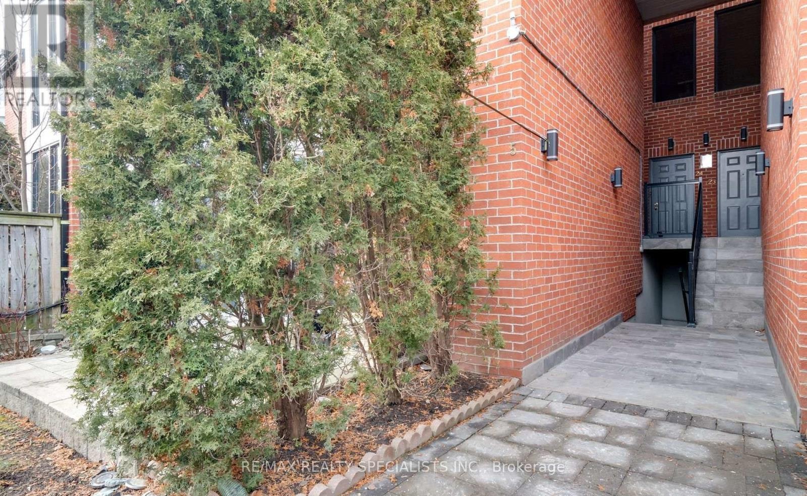 TH5-100 Arbors Lane, Vaughan, ON, L4L 7G4 - 36