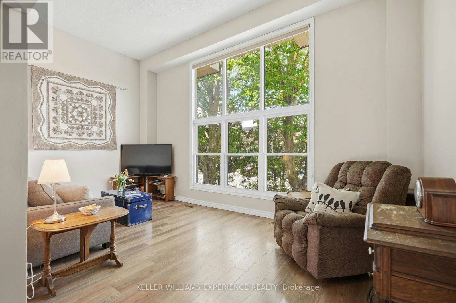 8-246 Tupper Boulevard, New Tecumseth, ON, L9R 1A9