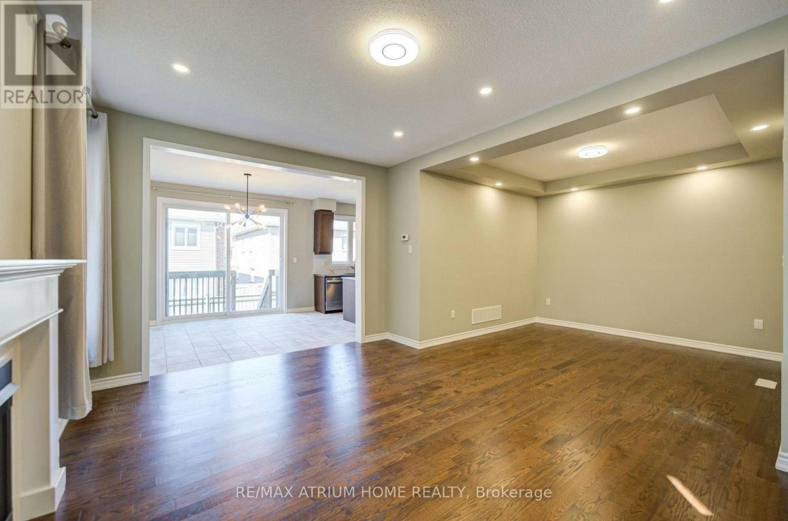 396 Thomas Phillips Drive, Aurora, ON, L4G 0T2 - 13