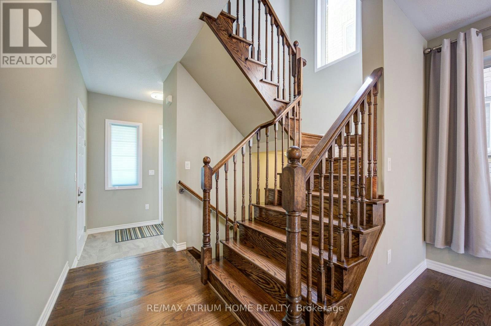 396 Thomas Phillips Drive, Aurora, ON, L4G 0T2 - 6