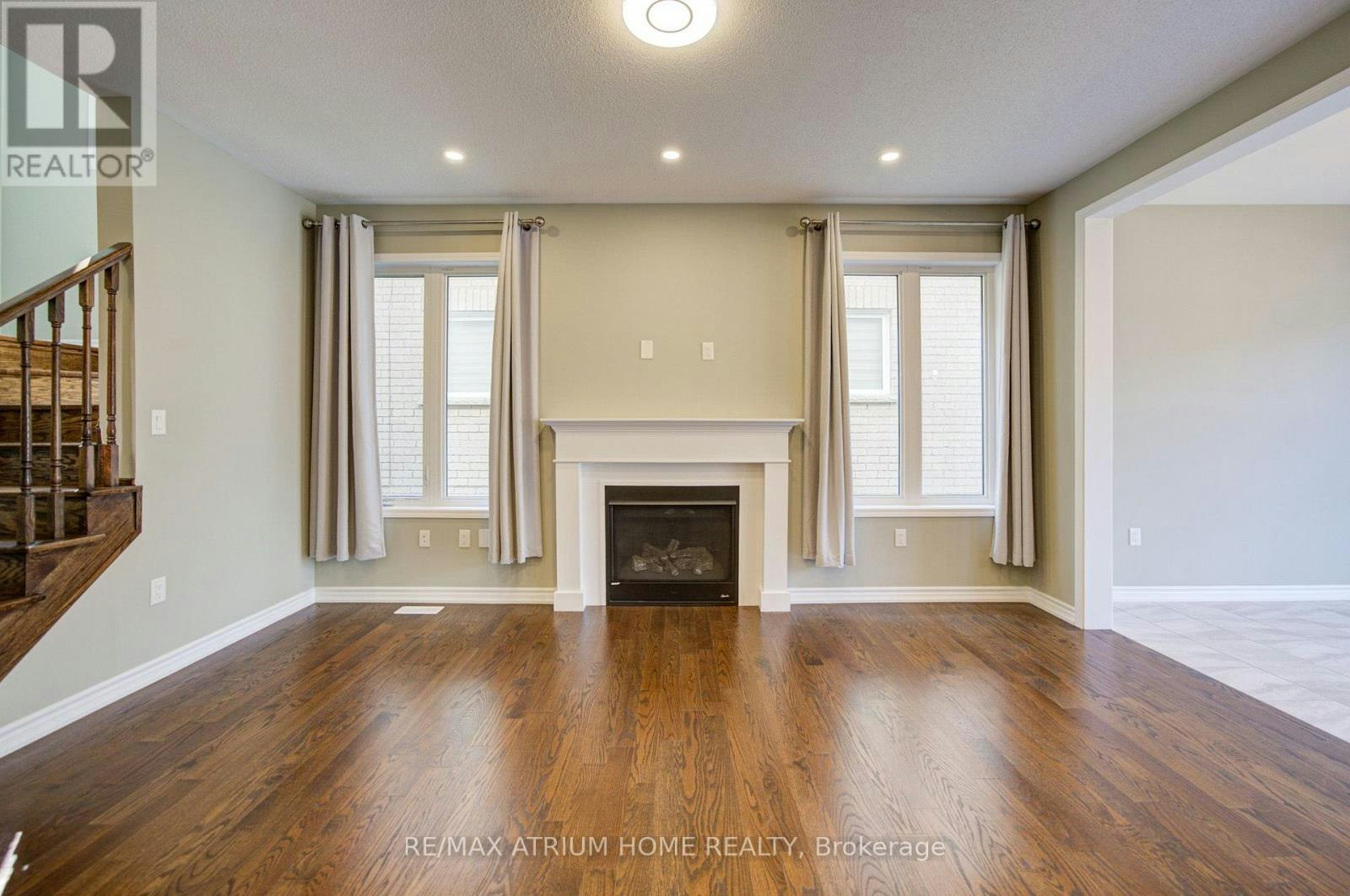 396 Thomas Phillips Drive, Aurora, ON, L4G 0T2 - 11