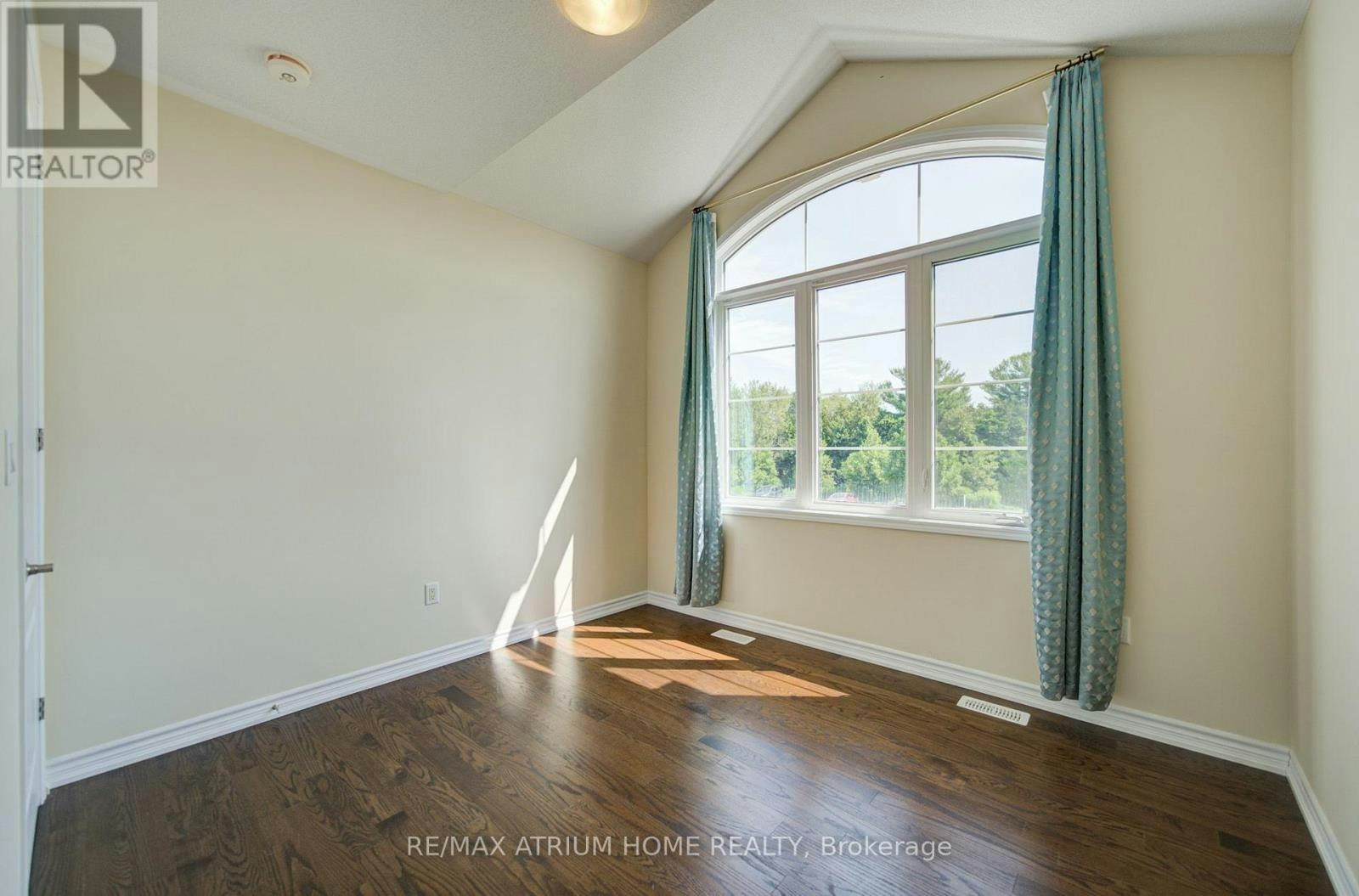 396 Thomas Phillips Drive, Aurora, ON, L4G 0T2 - 31