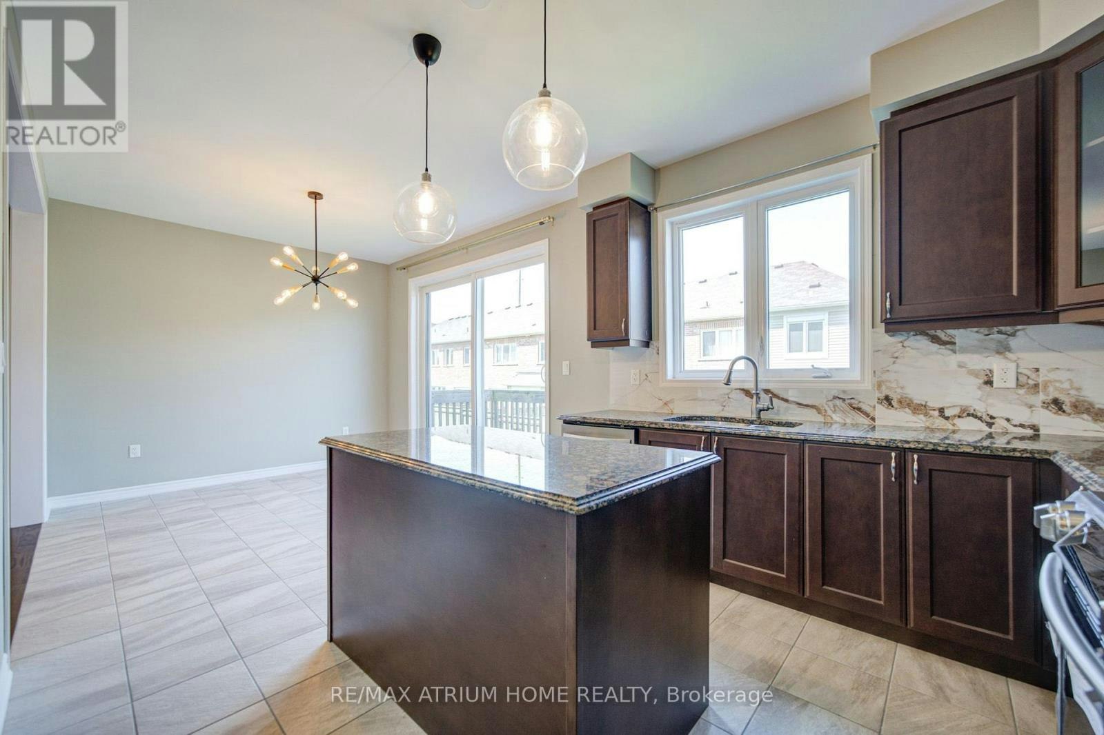 396 Thomas Phillips Drive, Aurora, ON, L4G 0T2 - 24