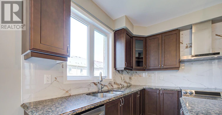 396 Thomas Phillips Drive, Aurora, ON, L4G 0T2 - 26