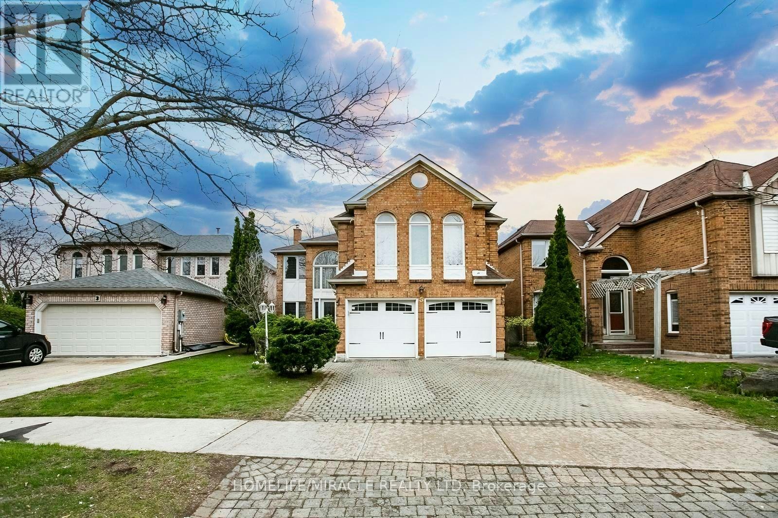 5 Butlermere Drive, Brampton, ON, L6Y 4S1