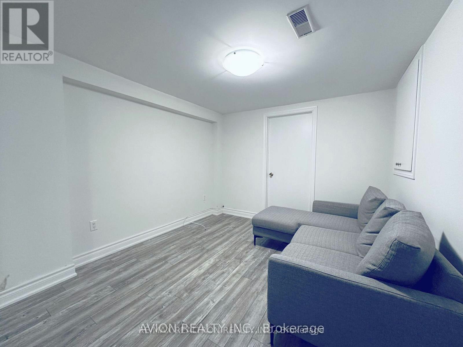 BSMT-297 Thirtieth Street, Toronto, ON, M8W 3E4 - 9