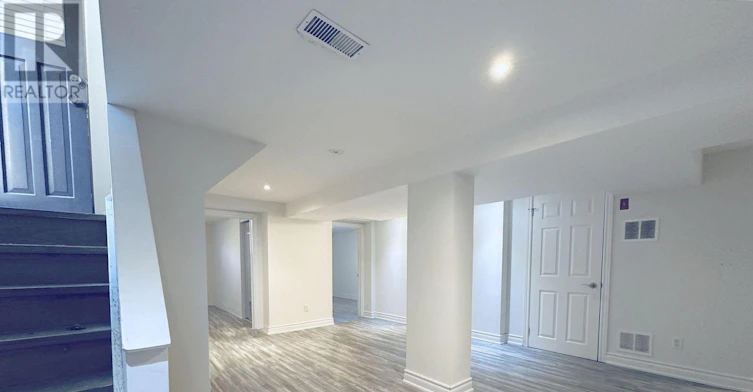 BSMT-297 Thirtieth Street, Toronto, ON, M8W 3E4 - 3