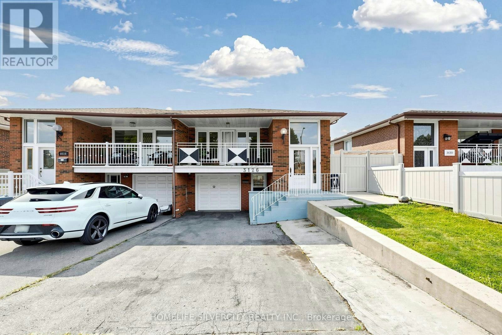 3126 Redbank Crescent, Mississauga, ON, L4T 1V1