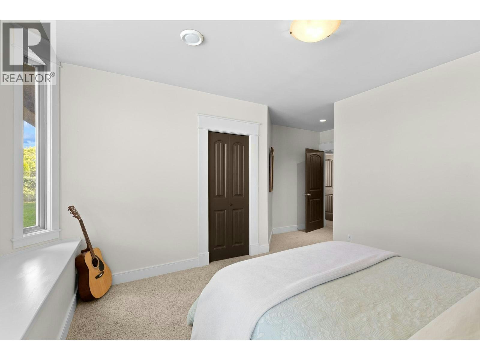 679 Devonian Avenue, Kelowna, BC, V1W 5C2 - 48