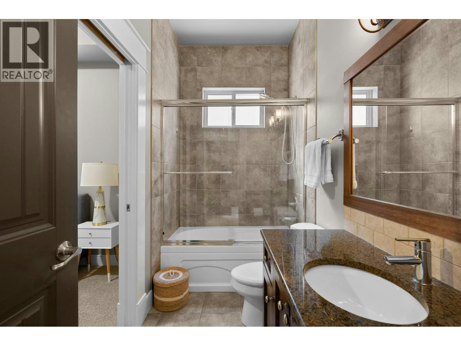 679 Devonian Avenue, Kelowna, BC, V1W 5C2 - 46