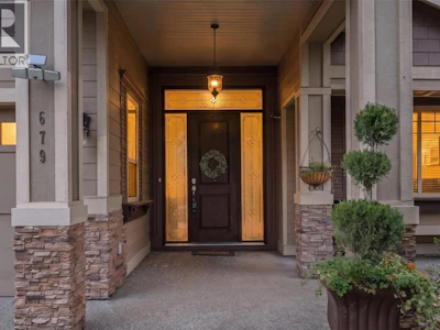 679 Devonian Avenue - 2