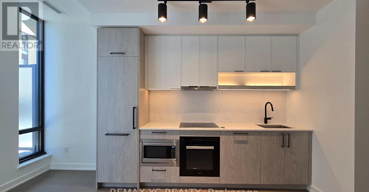 831-91 Montclair Avenue, Toronto, ON, M5P 0B1 - 4