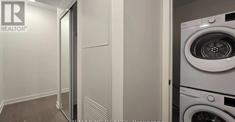 831-91 Montclair Avenue, Toronto, ON, M5P 0B1 - 6
