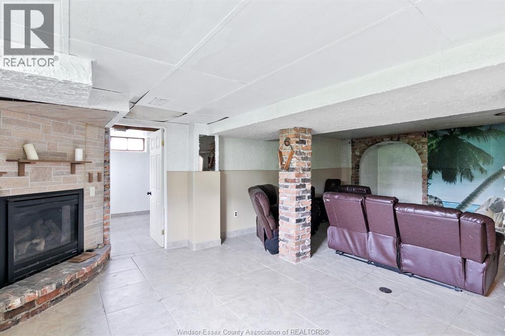 3200 Longfellow Avenue, Windsor, ON, N9E 2L6 - 12