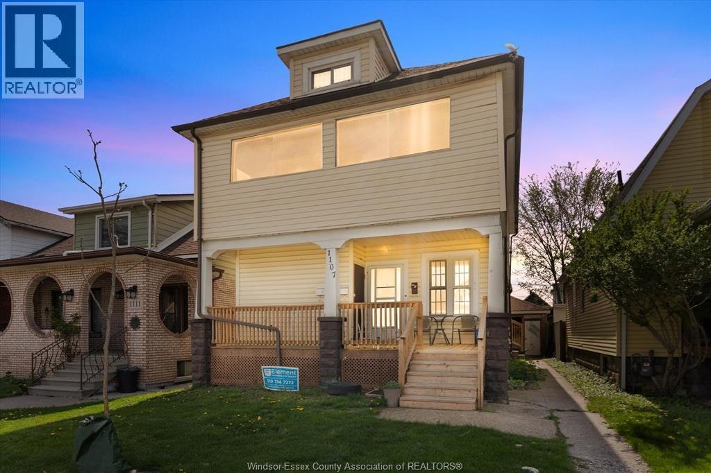 1107 Pierre, Windsor, ON, N9A 2L3