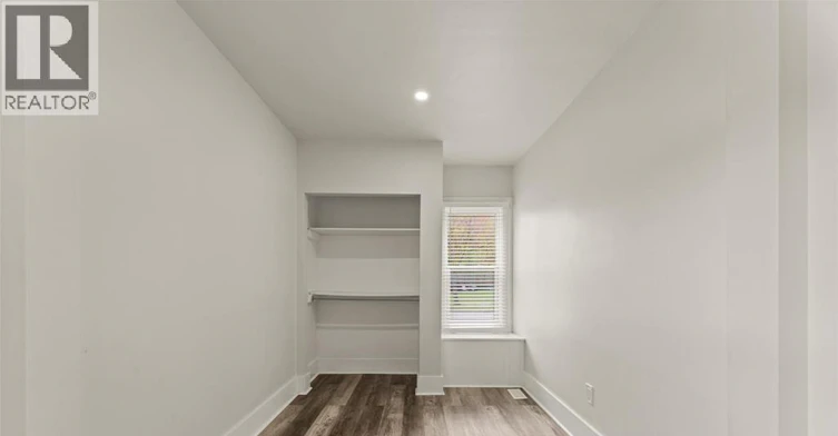 890 Howard Avenue, Windsor, ON, N9A 1S2 - 11