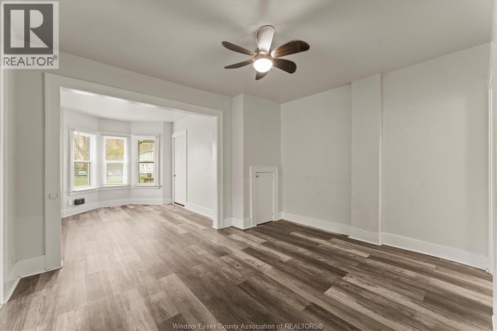 890 Howard Avenue, Windsor, ON, N9A 1S2 - 9