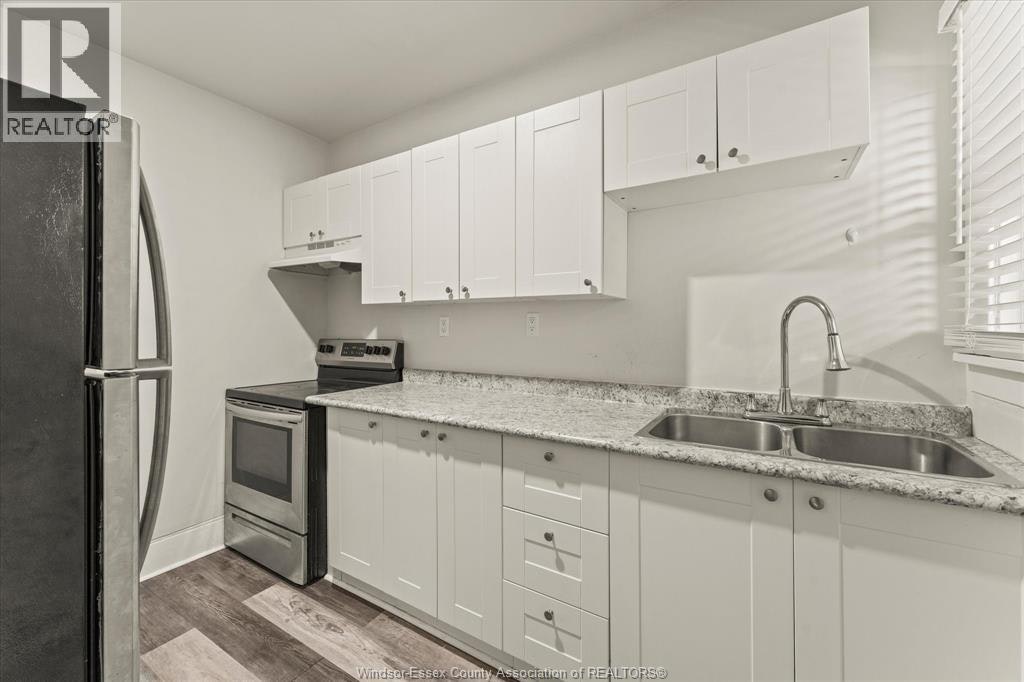 890 Howard Avenue, Windsor, ON, N9A 1S2 - 13
