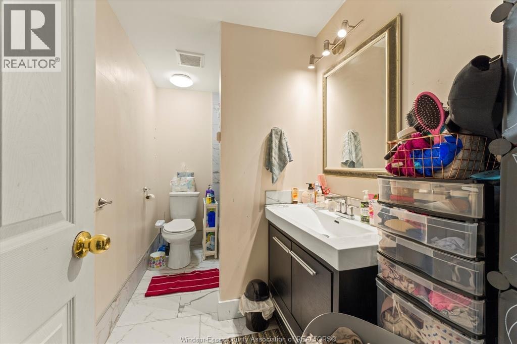 890 Howard Avenue, Windsor, ON, N9A 1S2 - 36