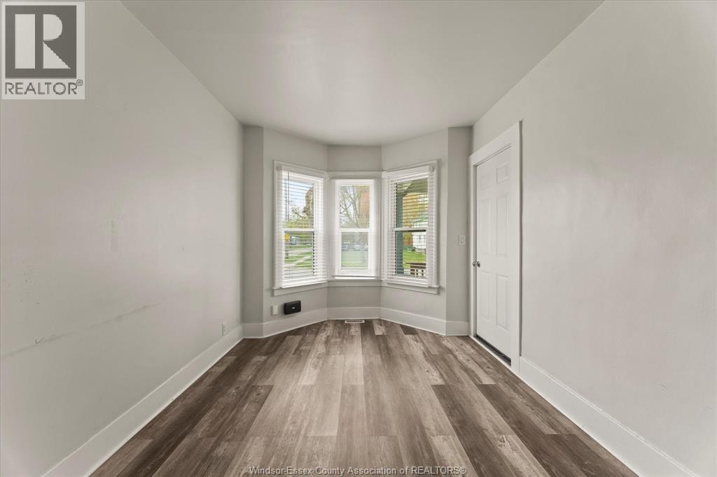 890 Howard Avenue, Windsor, ON, N9A 1S2 - 7