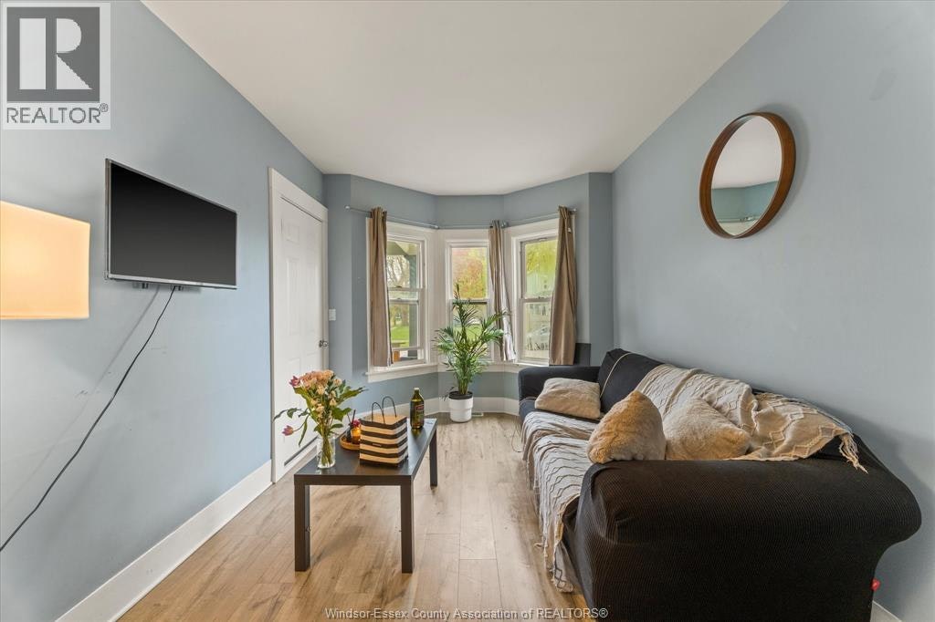 890 Howard Avenue, Windsor, ON, N9A 1S2 - 15