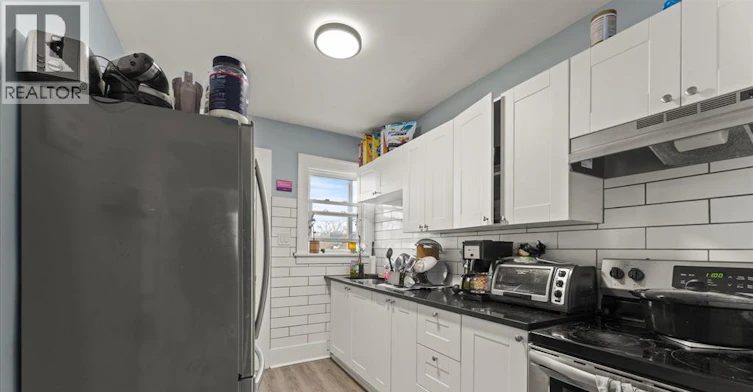 890 Howard Avenue, Windsor, ON, N9A 1S2 - 21
