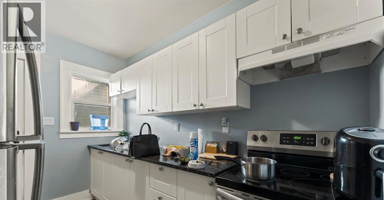 890 Howard Avenue, Windsor, ON, N9A 1S2 - 18