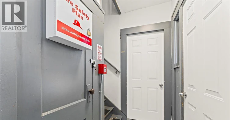 890 Howard Avenue, Windsor, ON, N9A 1S2 - 20