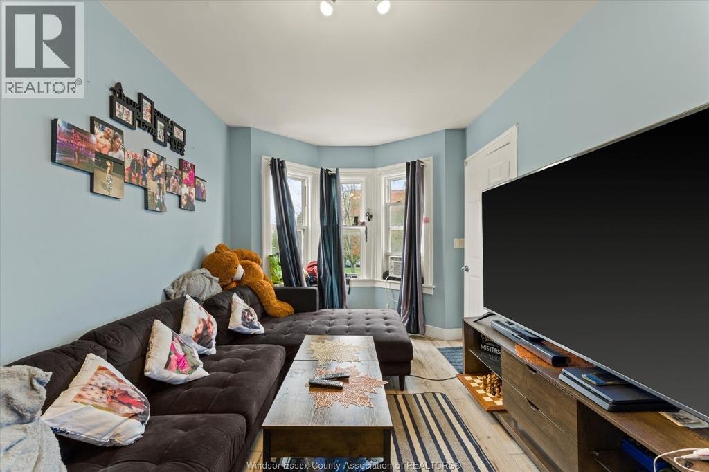 890 Howard Avenue, Windsor, ON, N9A 1S2 - 30