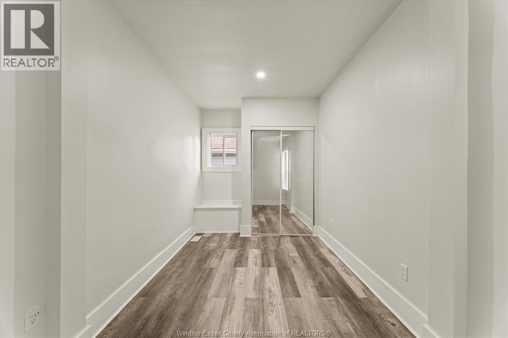890 Howard Avenue, Windsor, ON, N9A 1S2 - 10