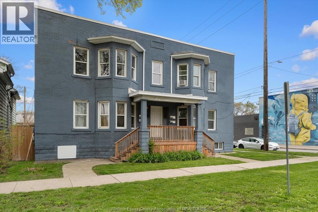 890 Howard Avenue, Windsor, ON, N9A 1S2 - 2