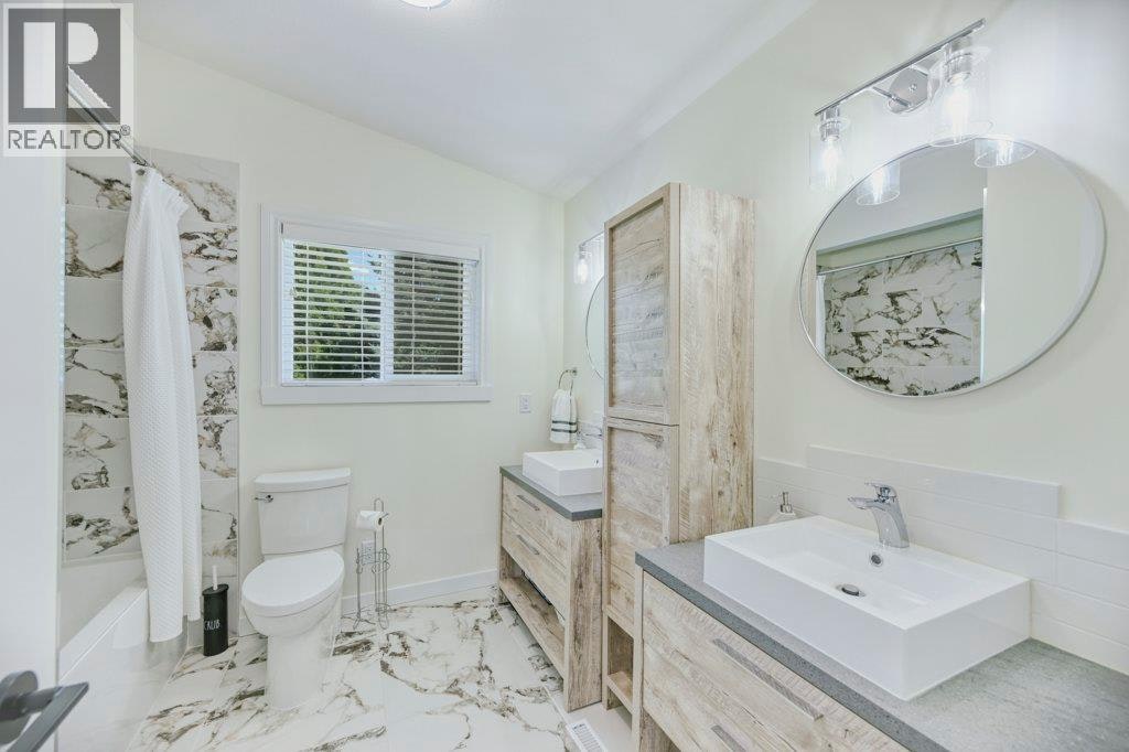 7562 Crest A Way Road, Oliver, BC, V0H 1T2 - 20