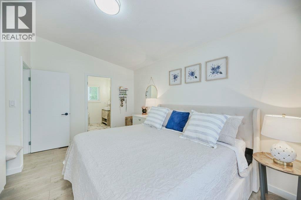 7562 Crest A Way Road, Oliver, BC, V0H 1T2 - 19