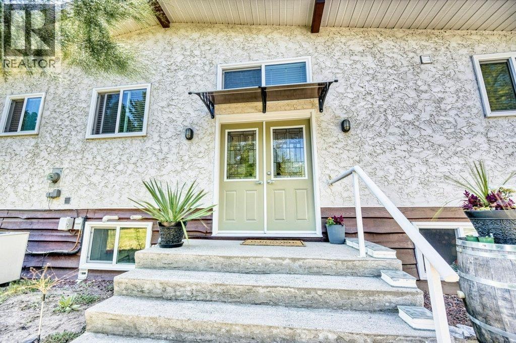 7562 Crest A Way Road, Oliver, BC, V0H 1T2 - 30