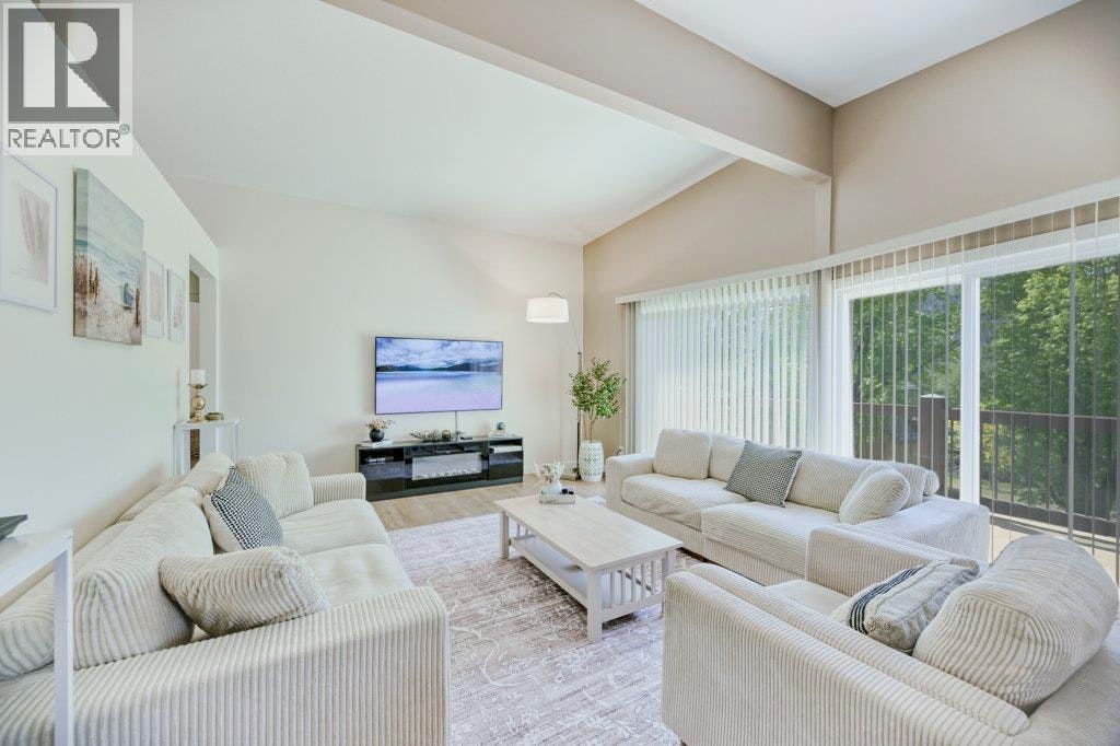 7562 Crest A Way Road, Oliver, BC, V0H 1T2 - 11