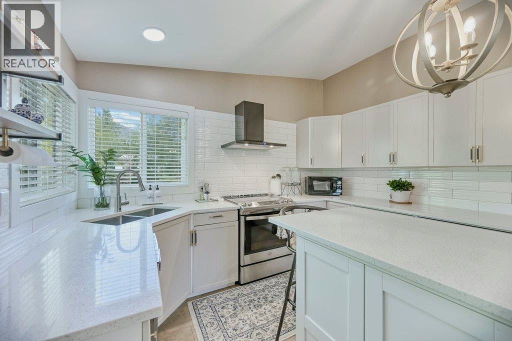 7562 Crest A Way Road, Oliver, BC, V0H 1T2 - 15