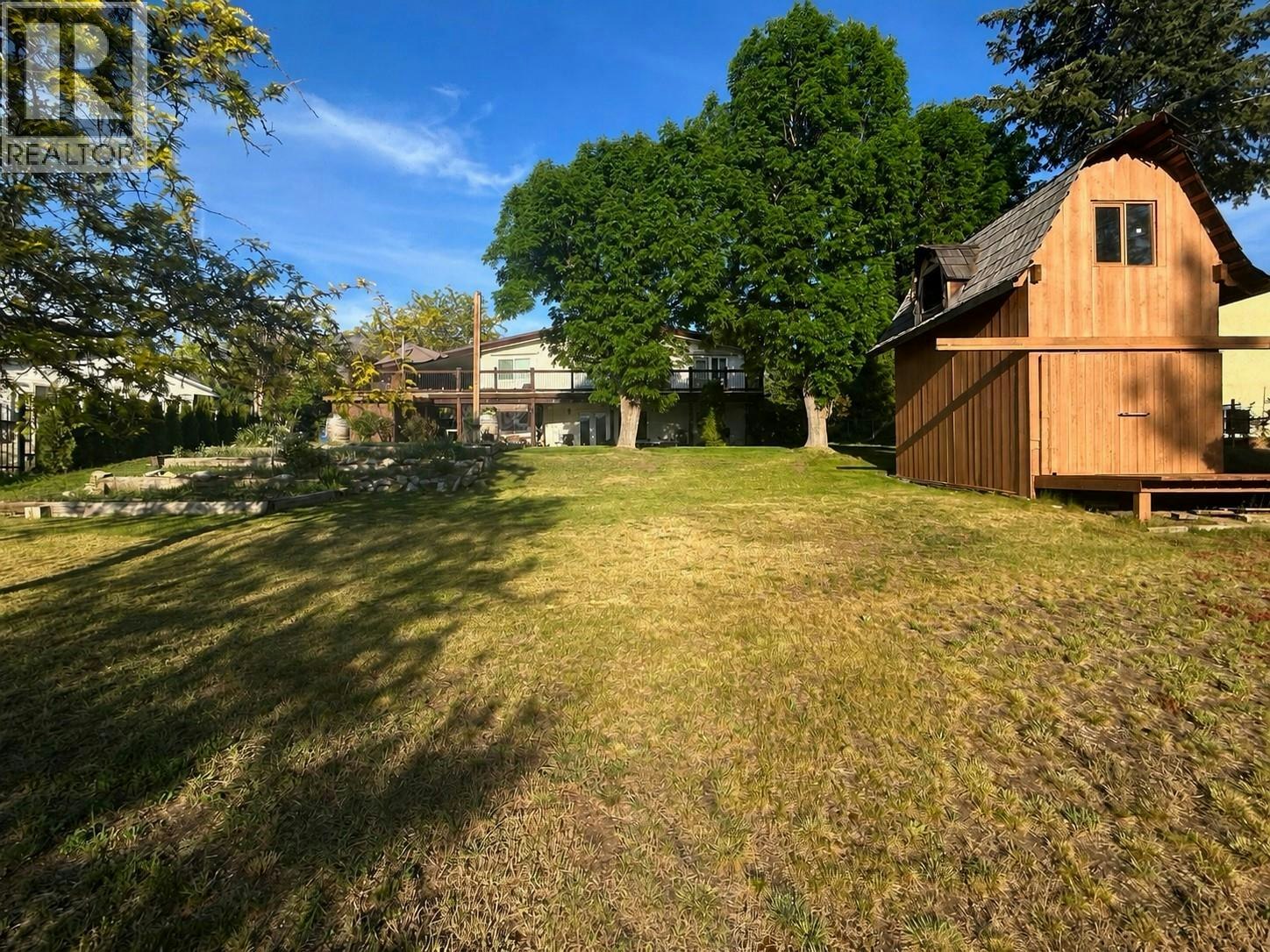 7562 Crest A Way Road, Oliver, BC, V0H 1T2 - 6