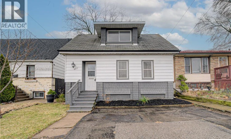 227 23rd Street EAST