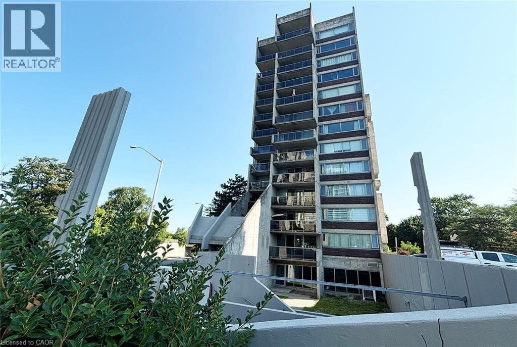 1004-20 Speers Road, Oakville, ON, L6K 3R5