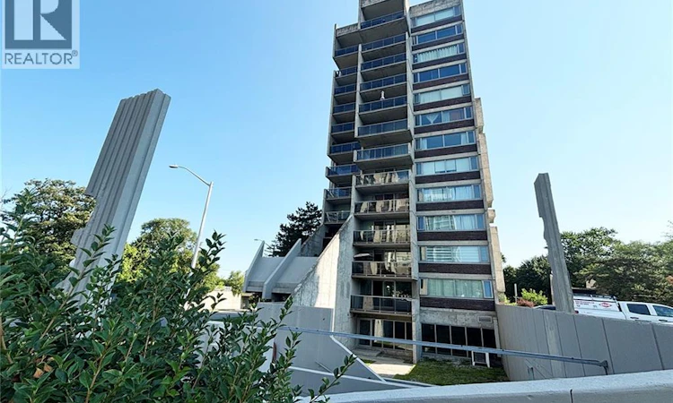 1004-20 Speers Road