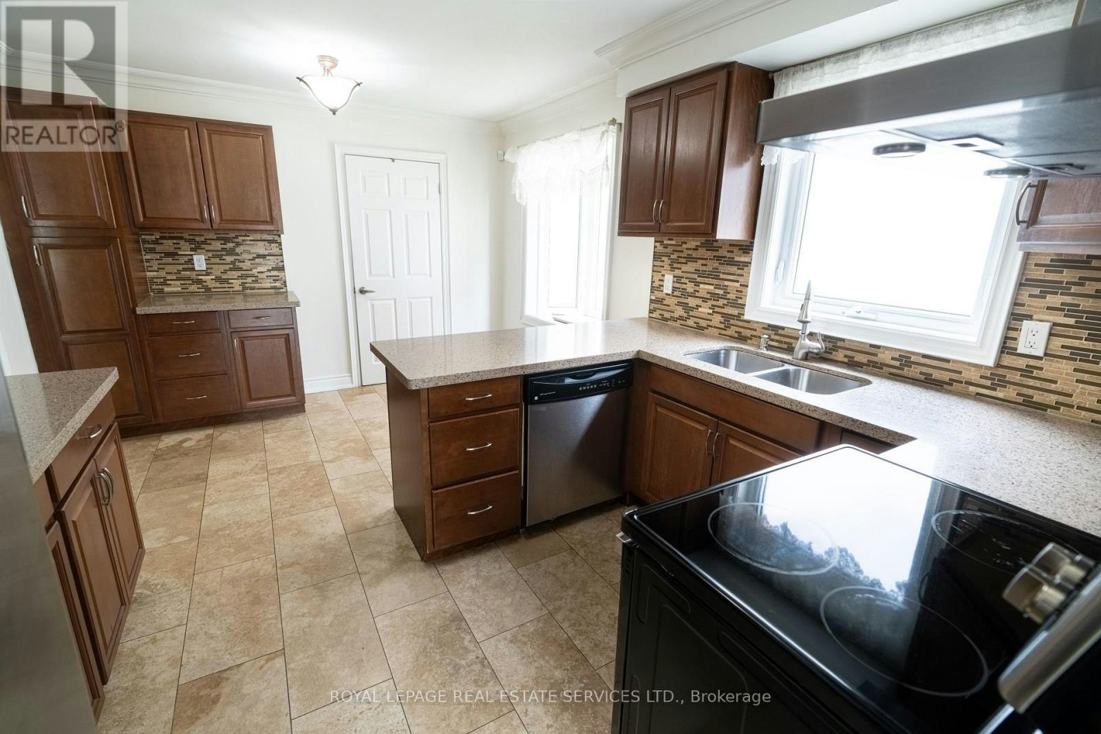 3301 Cambourne Crescent, Mississauga, ON, L5N 5P7 - 13