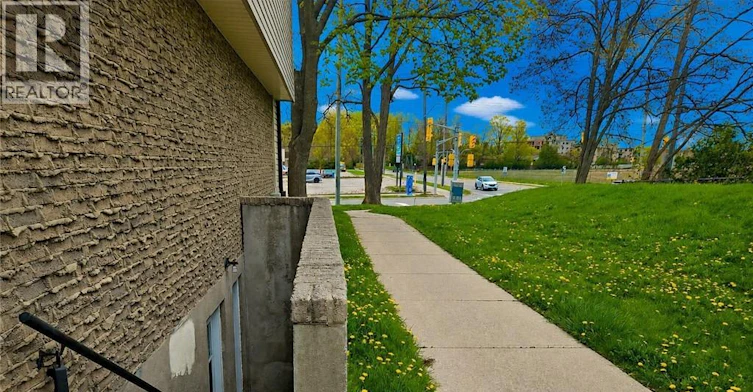 6-451 Albert Street, Waterloo, ON, N2L 5A7 - 26